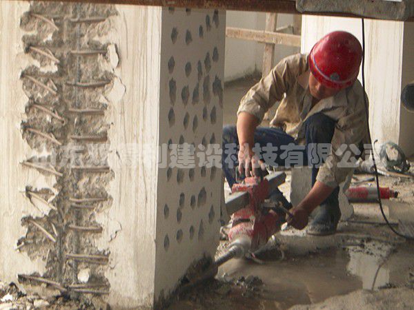 濟(jì)南軍區(qū)軍星苑小區(qū)托梁換柱加固工程 
