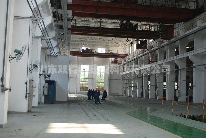 濟南二機床集團C2車間環(huán)氧地坪工程_副本.jpg